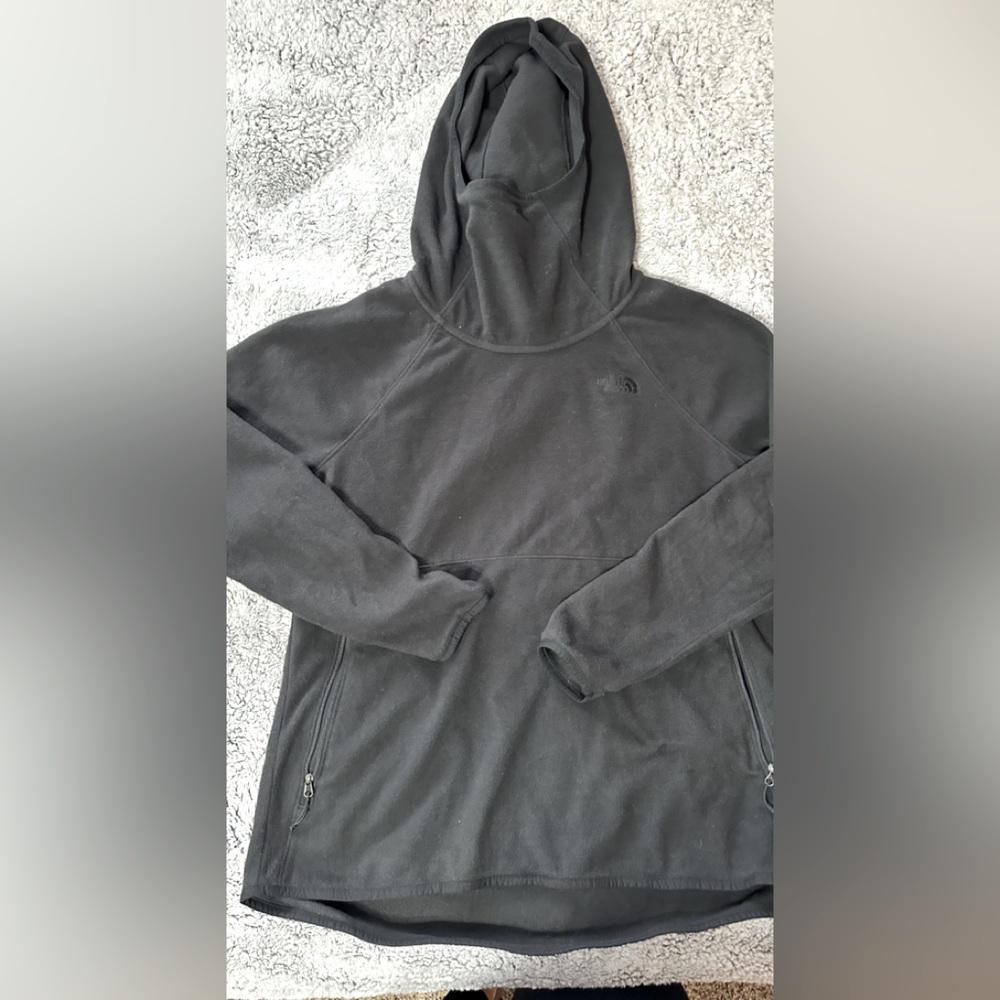 The north face pullover